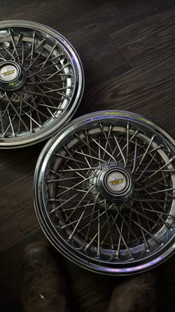 OEM wire spoke wheel cover