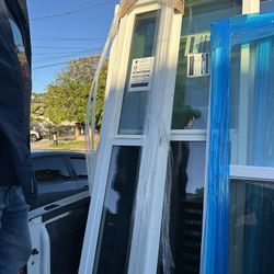 Windows 🪟double panel vinyl new window retrofit  ventanas nuevas  Height 70  inches  Width 12 inches 