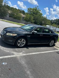 2011 Ford Taurus