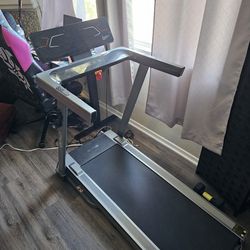 OMA Silver 12% Incline Treadmill