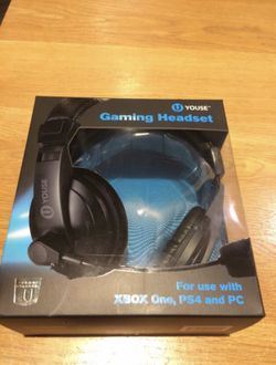 Gaming headset for PS4 and Xbox 1 also can be used for PC