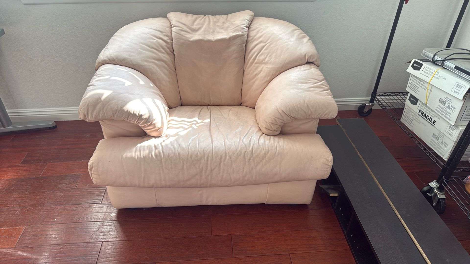 Love Seat Amd Matching Chair