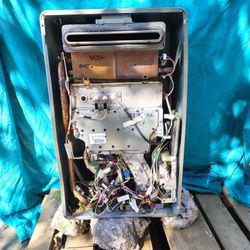 Rinnai Tankless Hot Water Heater