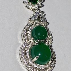 Cert'd Untreated Green Nature Grade A agate Chalcedony Pendant gourd