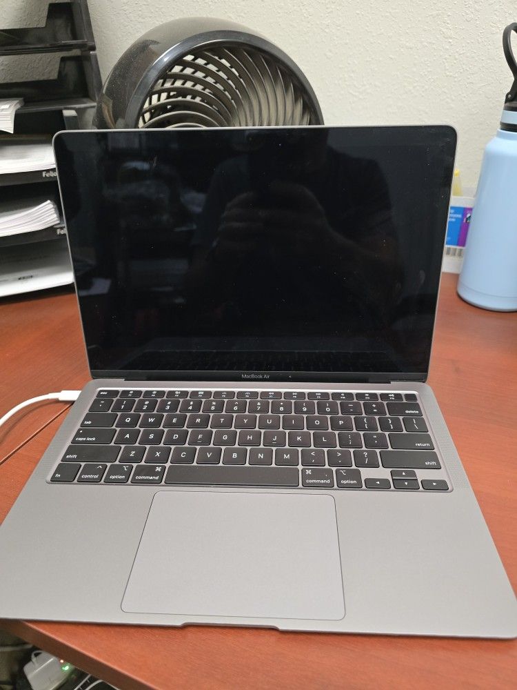 Apple MacBook Air