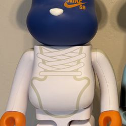 Bearbricks x Nike SB Dunk Elite High 1000%