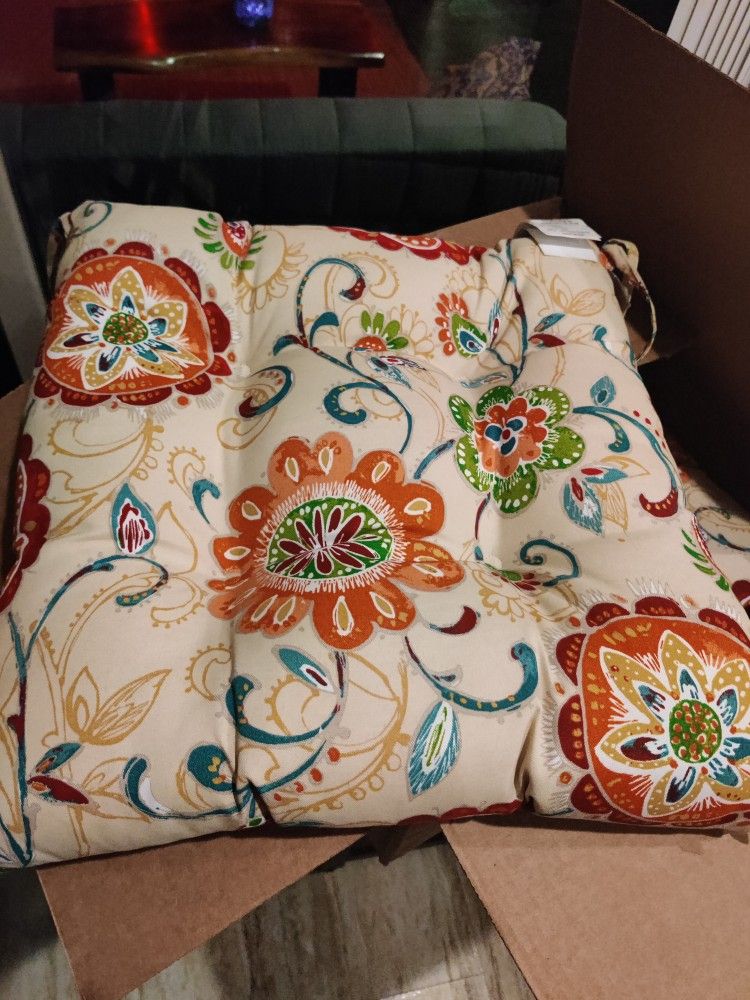 4, Pillow Perfect Outdoor Or Indoor Cushions