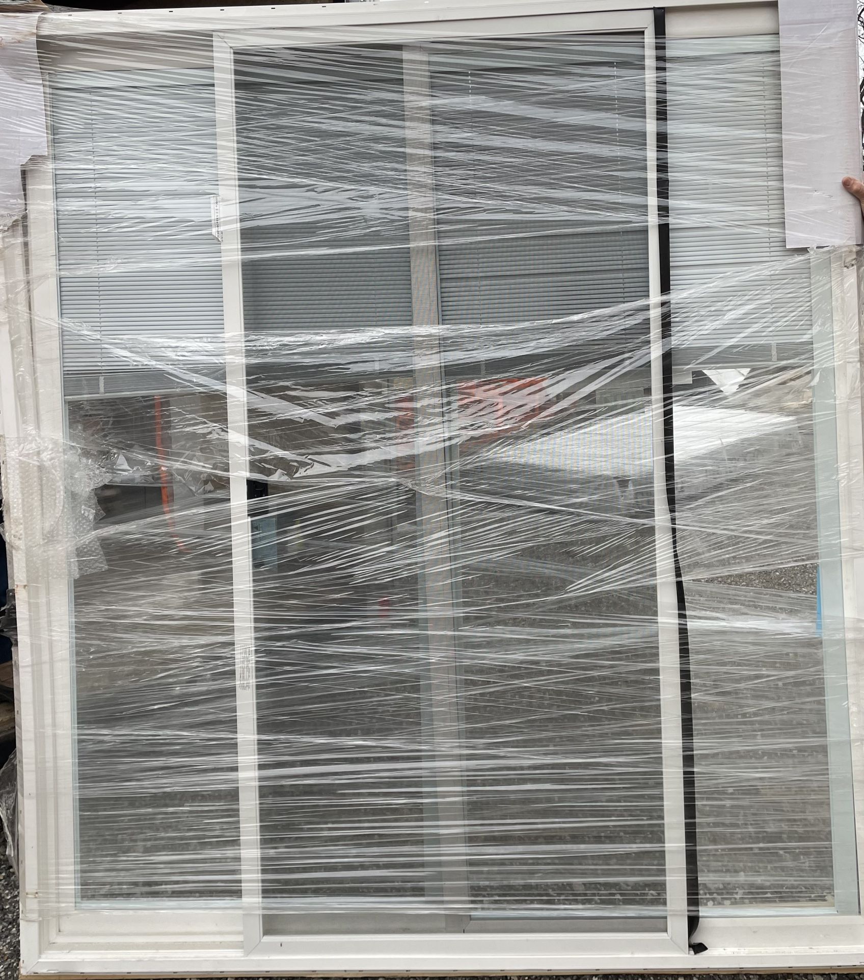 New 72x80 JeldWen Sliding Patio Door, Built-in Blinds