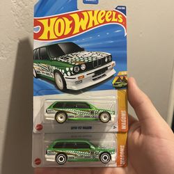 Hot Wheels BMW M3 Wagon Super Treasure Hunt & Mainline