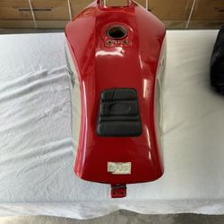 1987 Kawasaki GPZ 750 Gas Tank