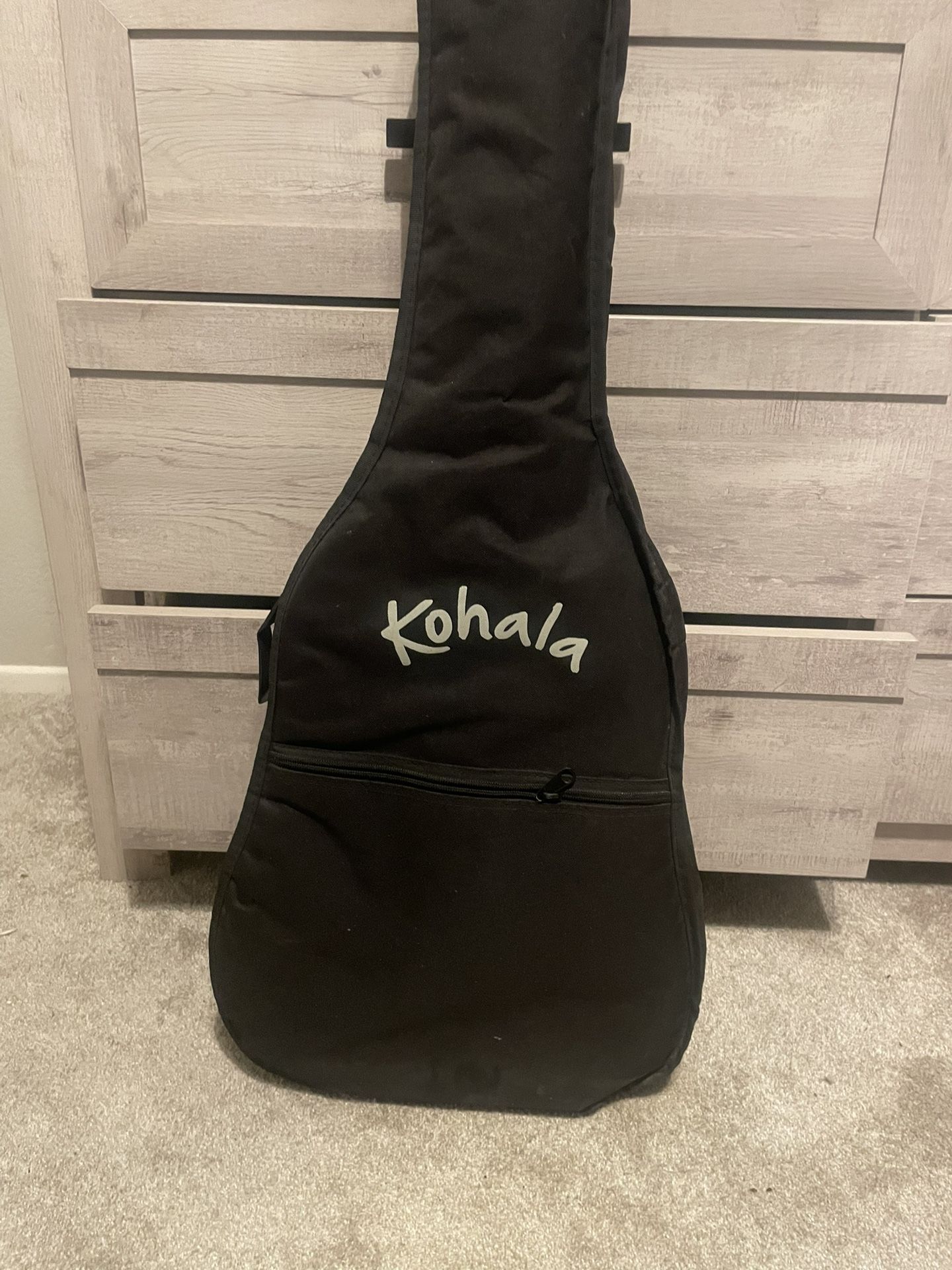 Kohala guitar