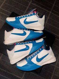 Kobe 5 Caitlin Clark coconut milk spruce sizes 13 & 14