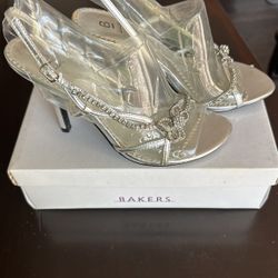 Women’s Silver And Rhinestone Cocktail Sandal Size 6.5