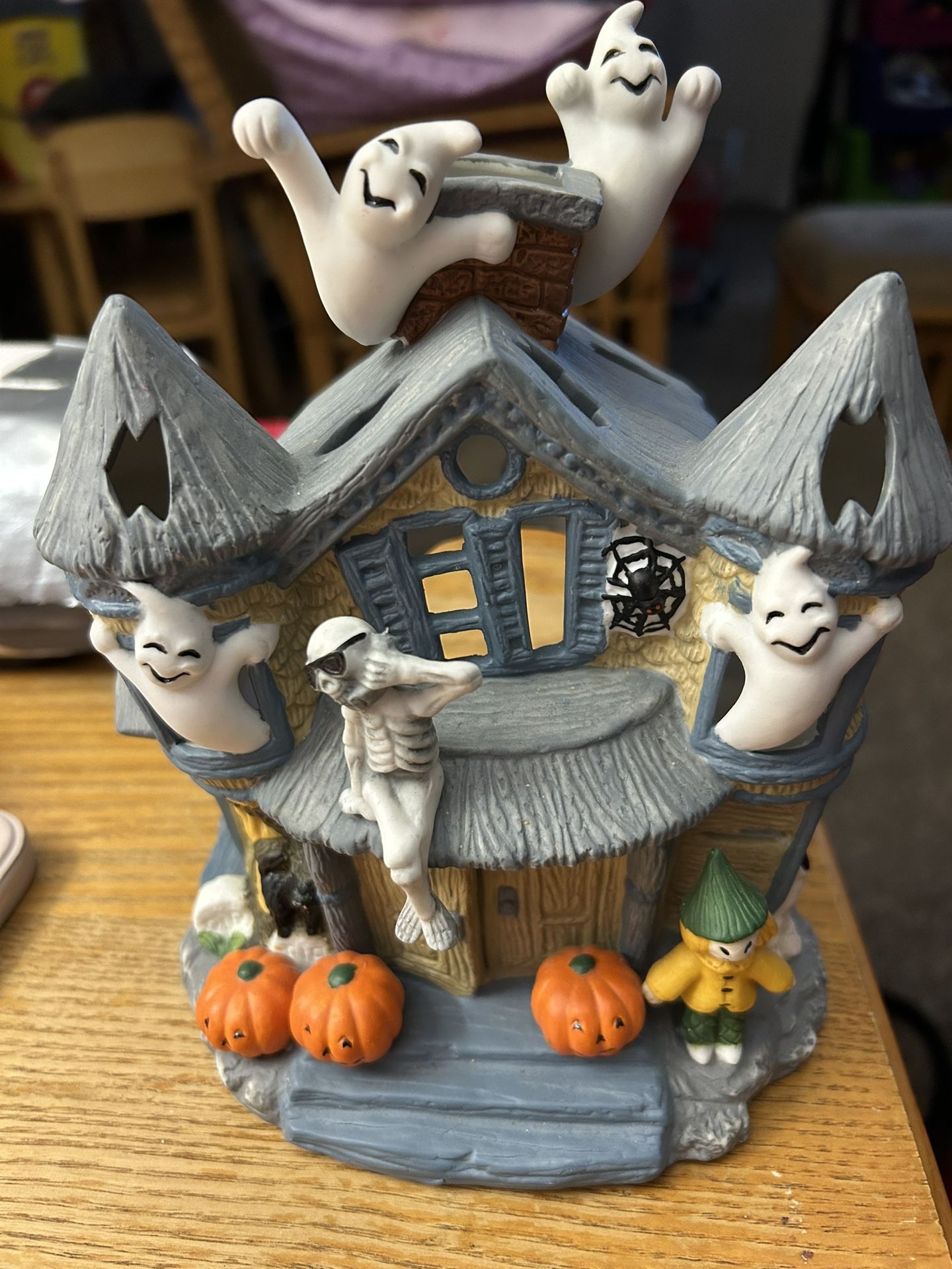 Partylight Haunted Tealight House 