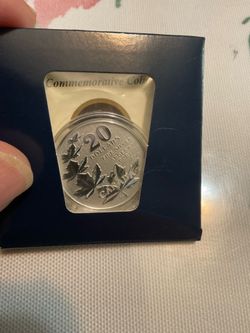 2011 Canada $20 SILVER Maple Leaf Commemorative coin