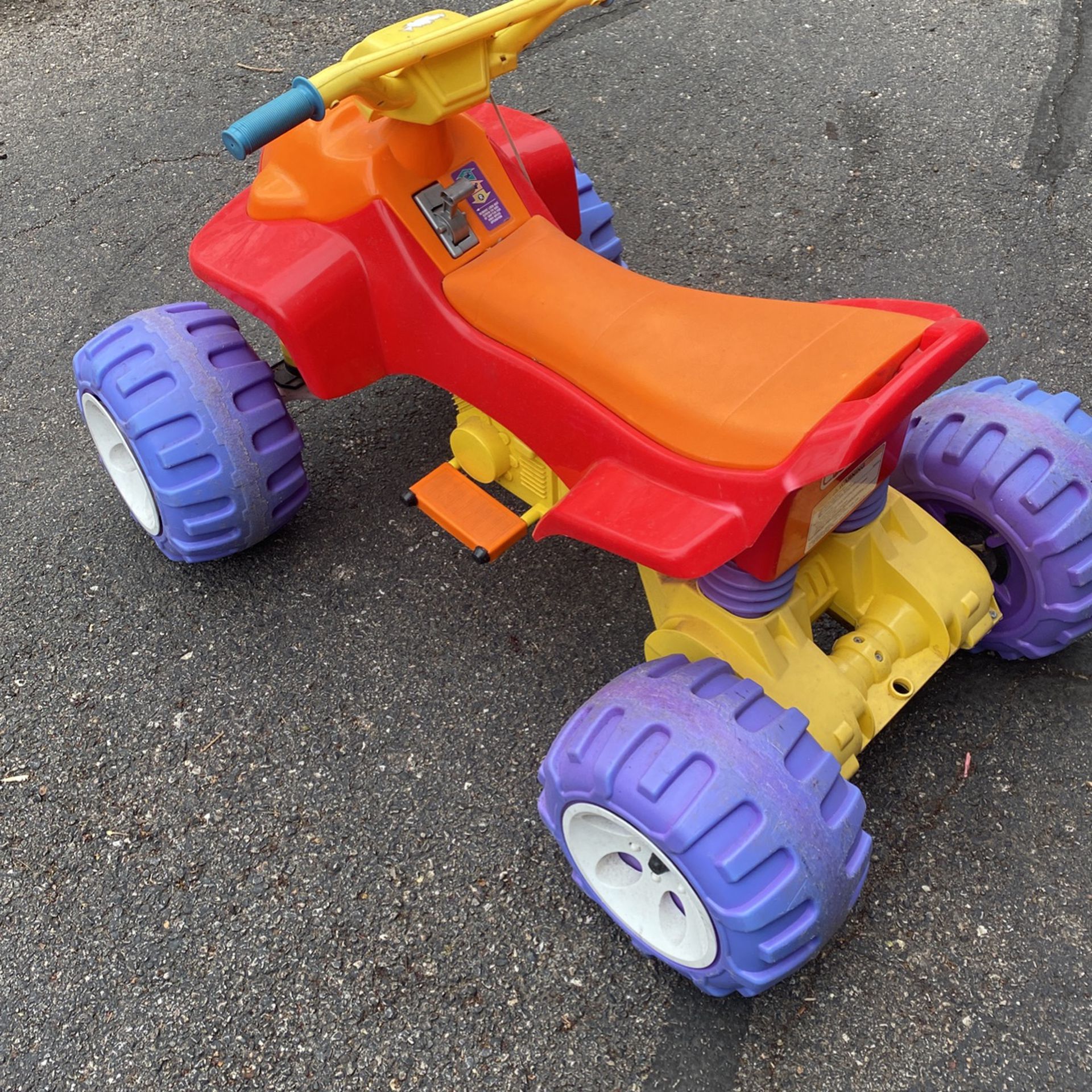 Toy Battery Car 