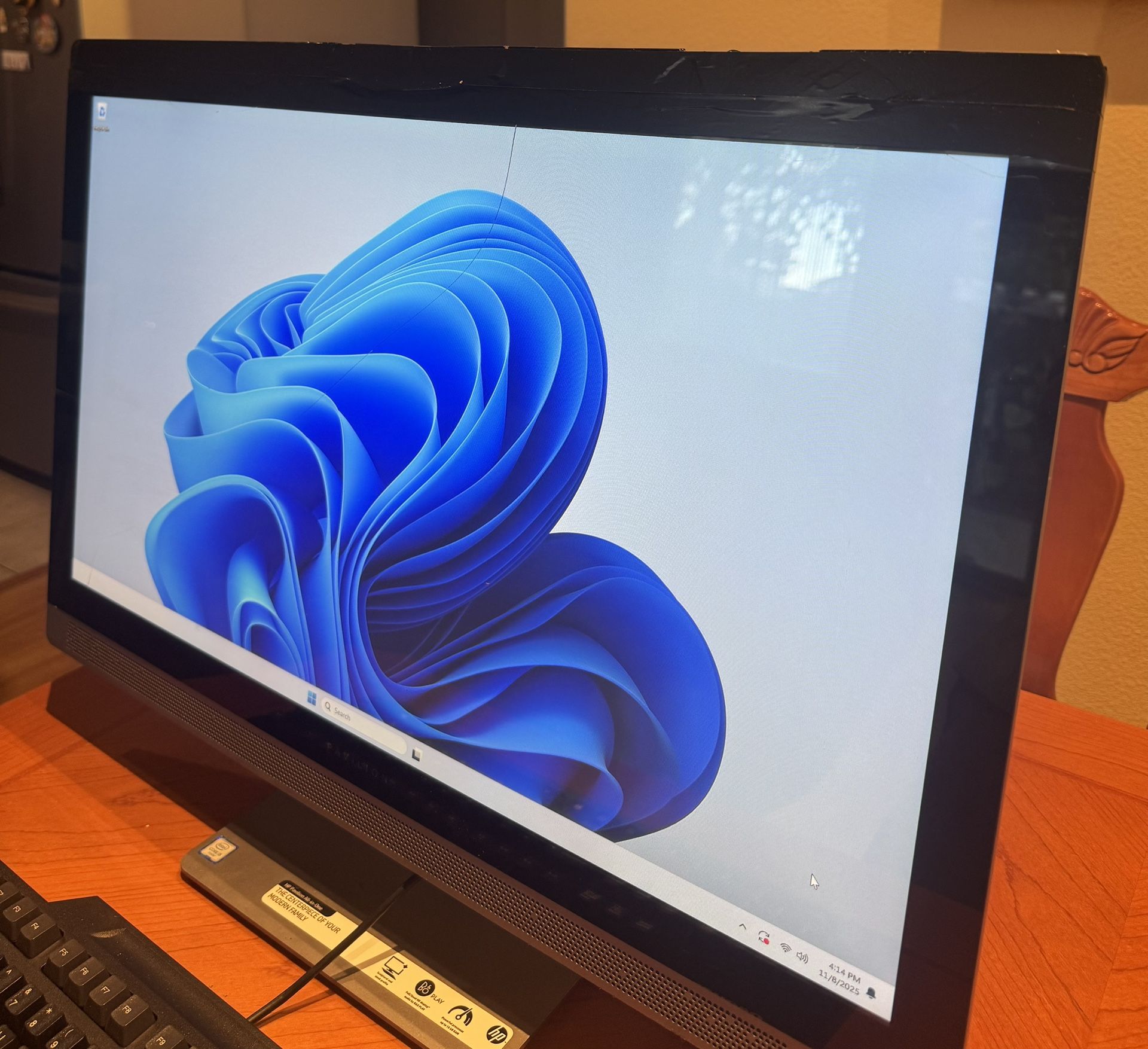 HP All-in-One 27” Desktop