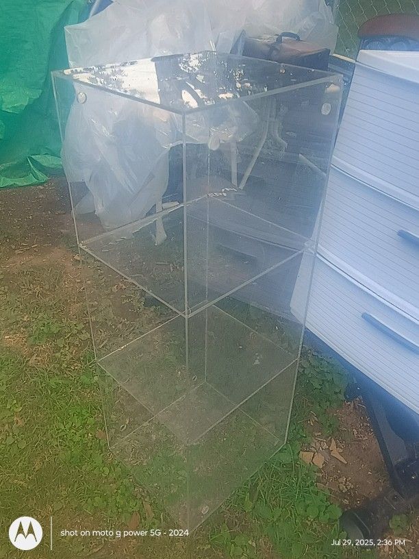 Heavy Duty Plastic Shelf With 3 Cubes 