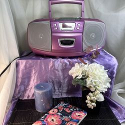 Lenox - Sound Boom Box In lavender- Am/Fm Radio - Cassette - CD - Recorder-