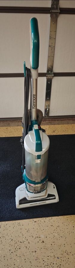 Kenmore Upright Bagless Vacuum Cleaner