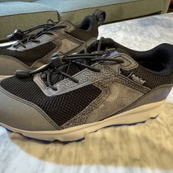 Northface Waterproof Hiking Shoes Size 3.5 