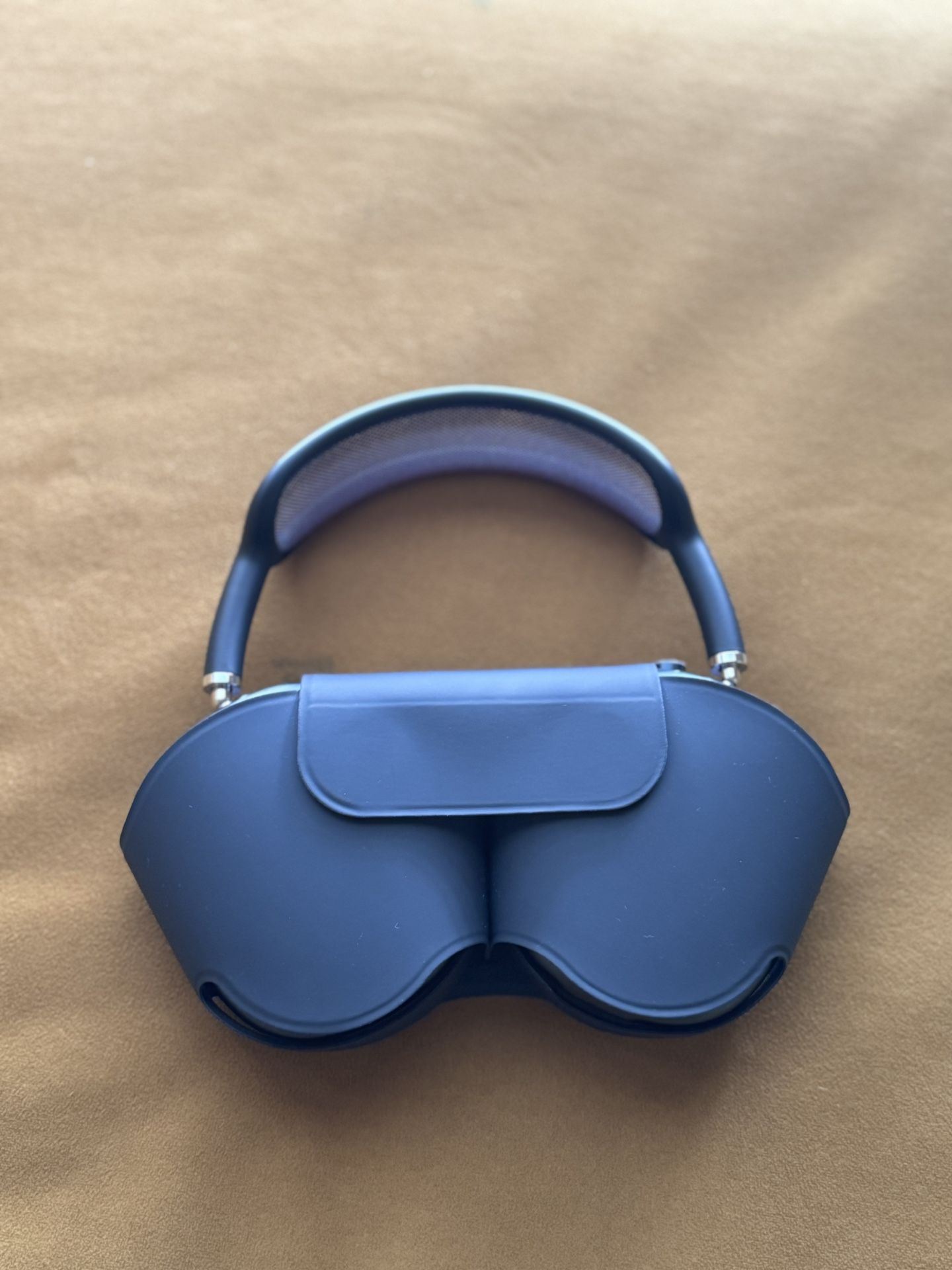 AIRPODS MAX