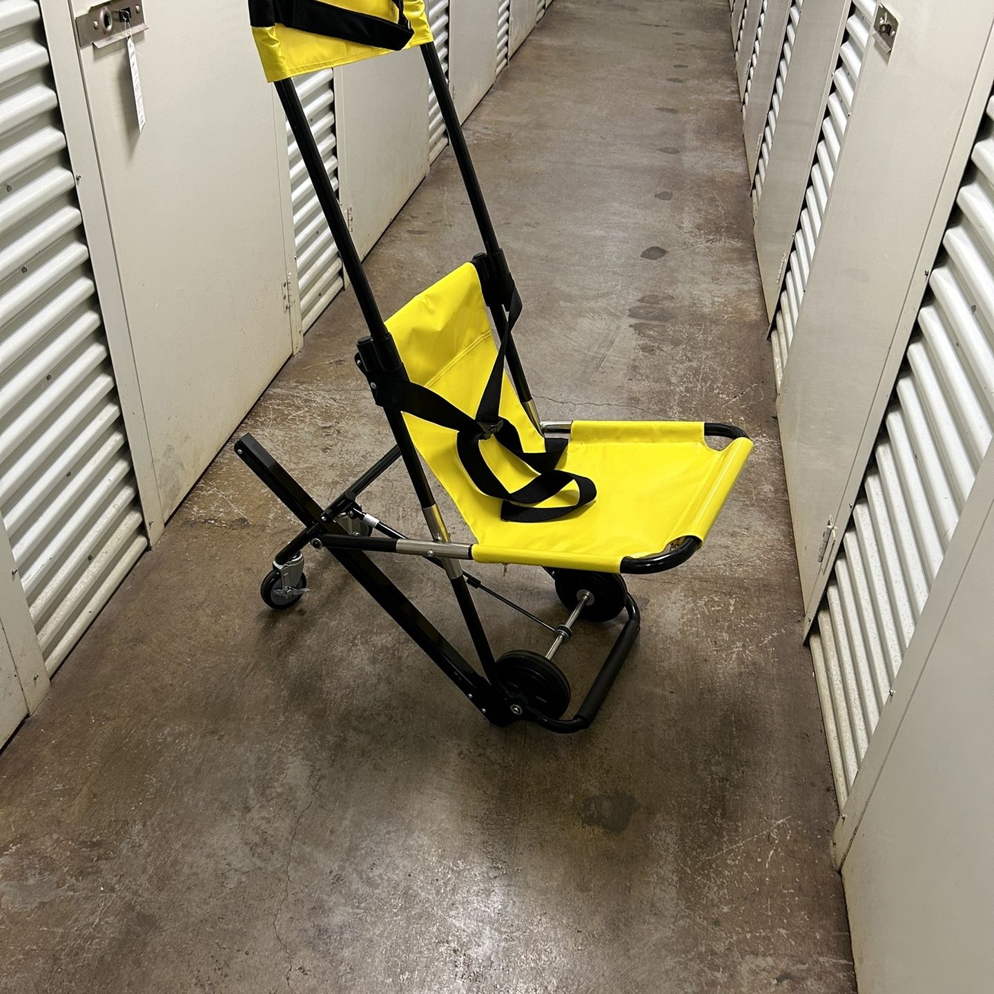 Yellow Manual Lift Stair Chair, Portable Folding Stair Chair