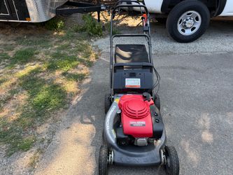 Honda HRC 216 commercial lawnmower
