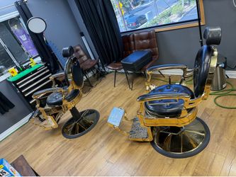 Barber Chair black and gold