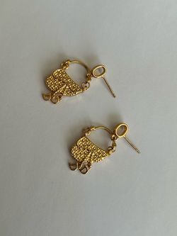 Saddle bag earrings