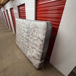 BRAND NEW SEALY MATTRESS FROM MATTRESS FIRM