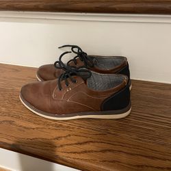 Shoes - Boys Size 3 - Like New
