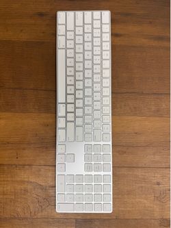 Apple Bluetooth keyboard