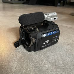 JVC Everio G Series “vhs” Video Camera 