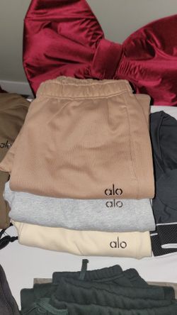 Alo Sweatpamts 