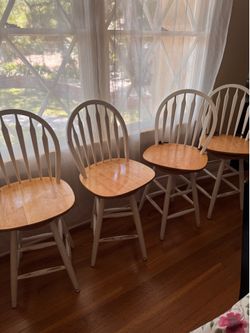 Wood Barstool chairs with swivel