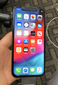 iPhone X 64GB Factory Unlocked