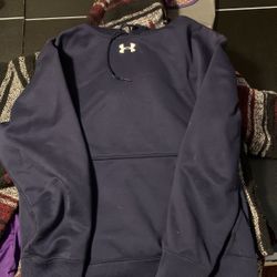 Like New Under Armour Sweatshirt