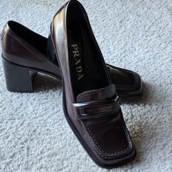 Women's Prada Leather Shoes 7.5 