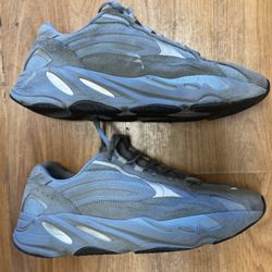  Adidas Yeezy Boost 700 V2 Tephra Gray Men’s US 11
