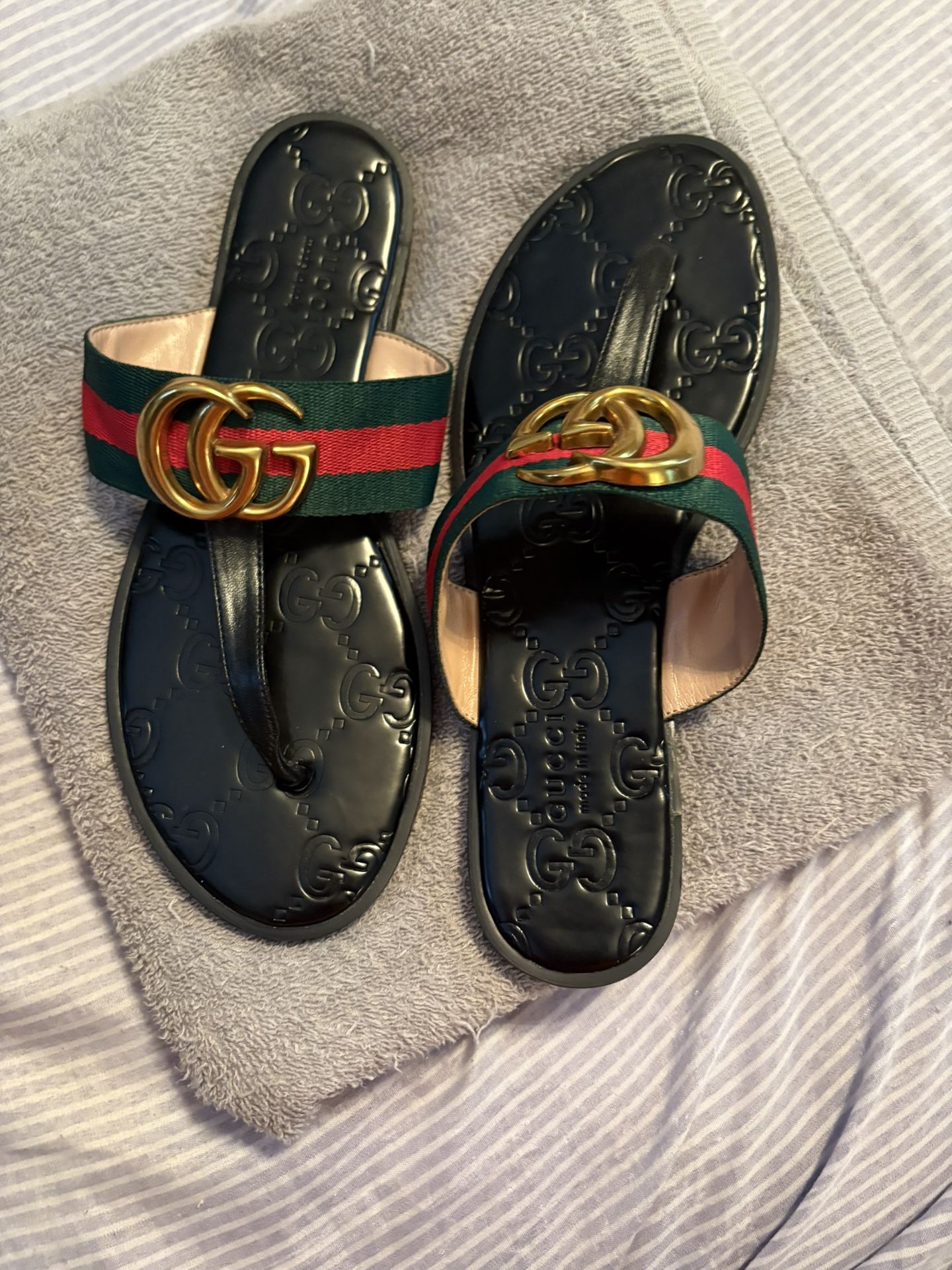 Woman Sandals Size 9 (40)