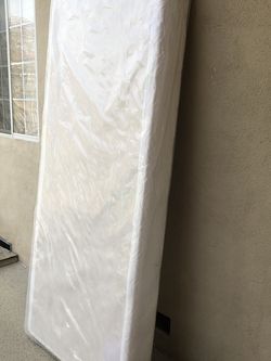 Mattress Base 3’X7’