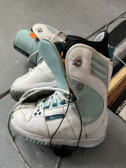 Women’s BURTON  Snowboard Boots