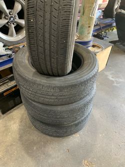 235/65/17 used set