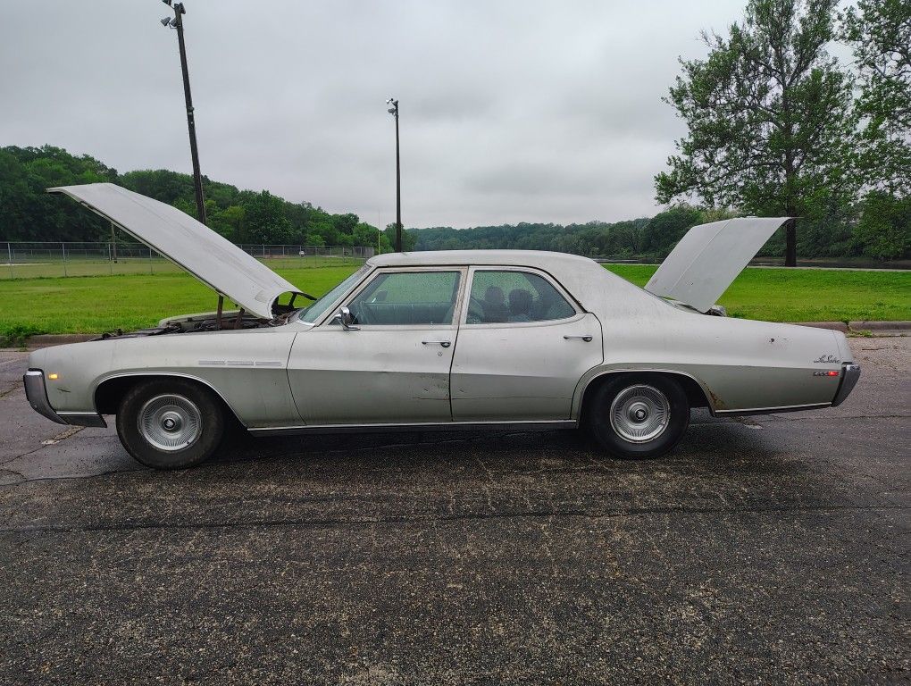 69 Buick Lesabre