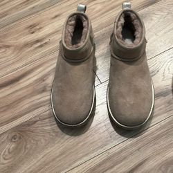 UGG, mini boots
