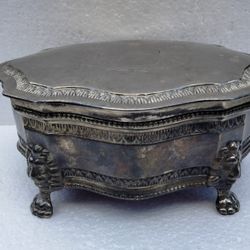 vintage International Silver Company Lion Crest Motif Footed Trinket Jewelry Box 