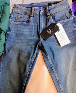 Brand New Young Men's Jeans, 28 X 28
