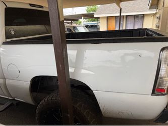 Truck bed 5.8 Chevy Silverado