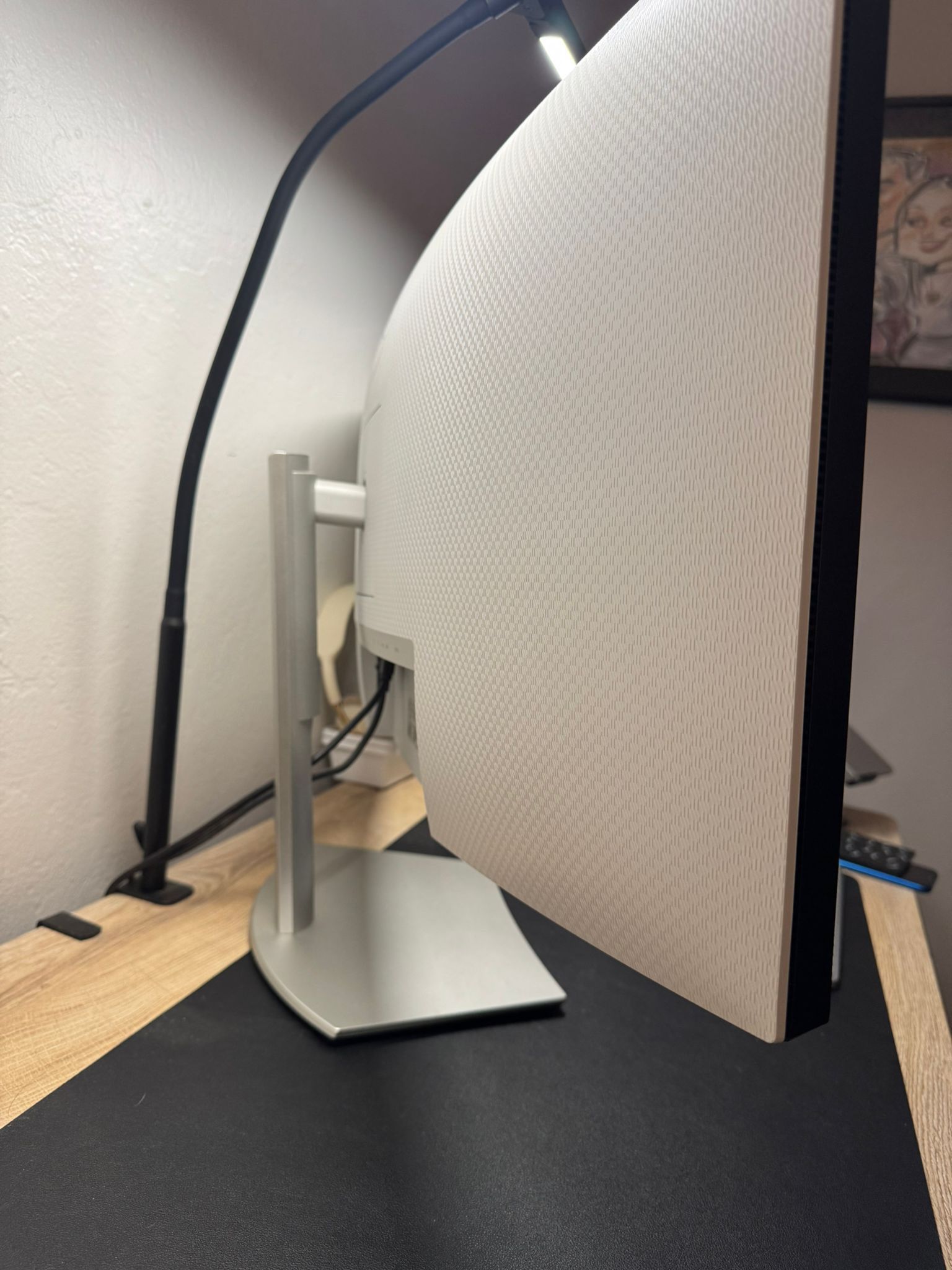 Dell 34” Curved Monitor S3422DW - Excellent Condition